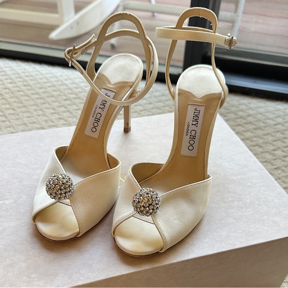 Jimmy Choo Sacora 85 38 Ivory Crystal